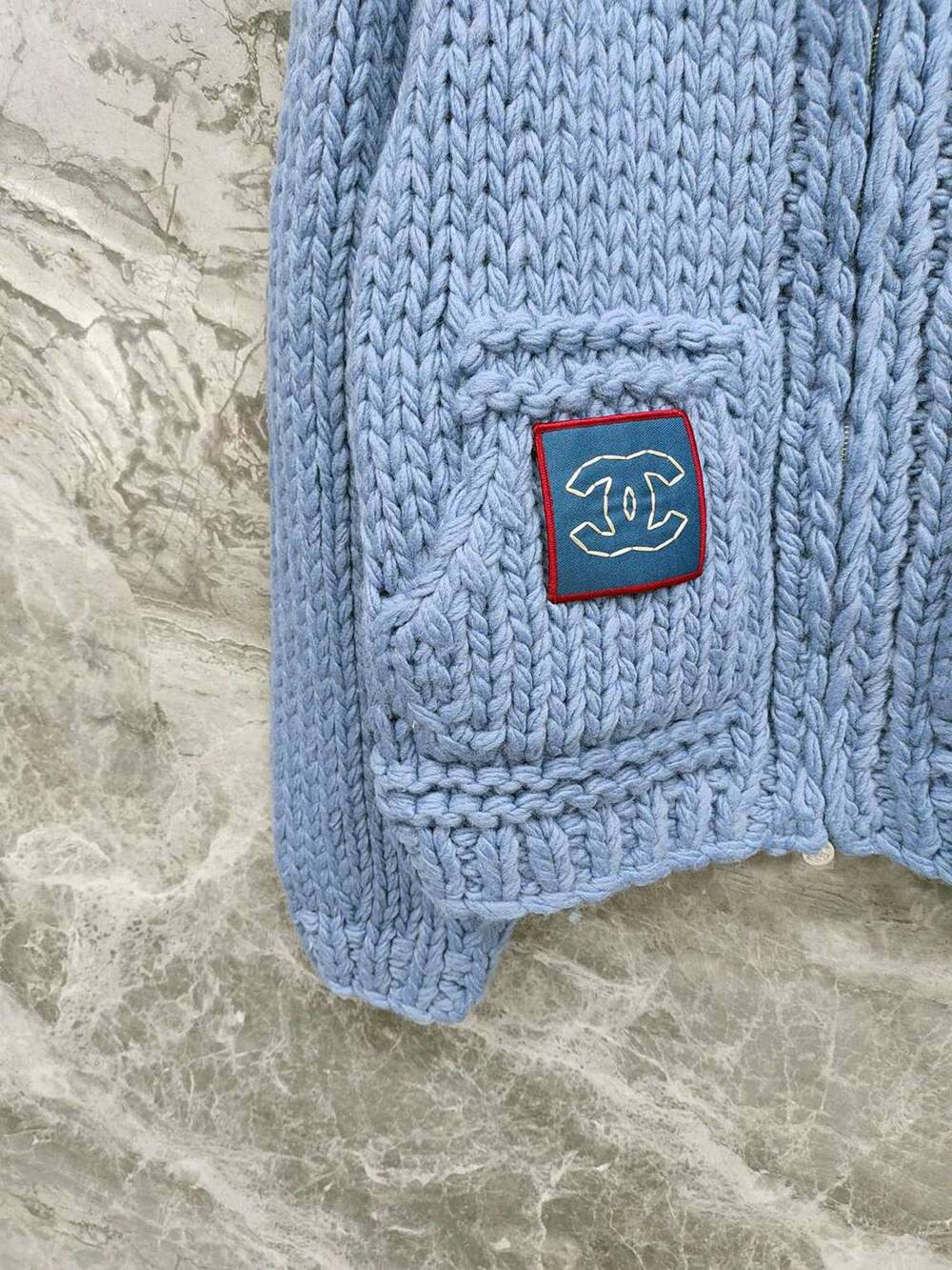 Chanel Light Blue Thick Knit Cardigan CC Red‑Trim Patch Pockets - Picture 7 of 9